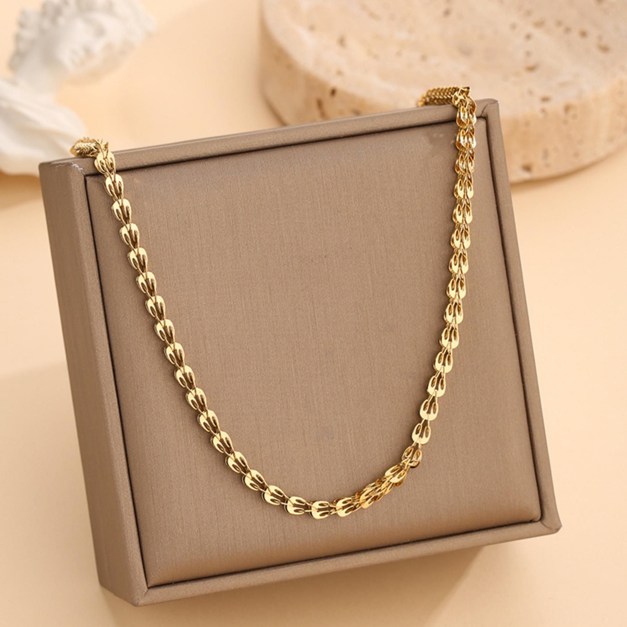 MYKI Anti Tarnish Gold Plated Leaf-Link Design (MK756G-SSYI)