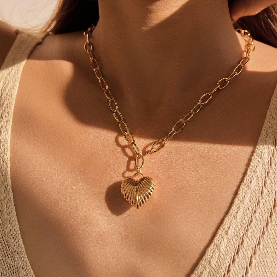MYKI Gold-Plated Shell Heart Pendant Necklace (MK886G-SSYI)