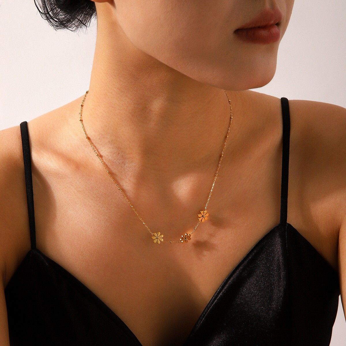 MYKI Gold-Plated Three Flower Charm Necklace (MK900G-SSYI)