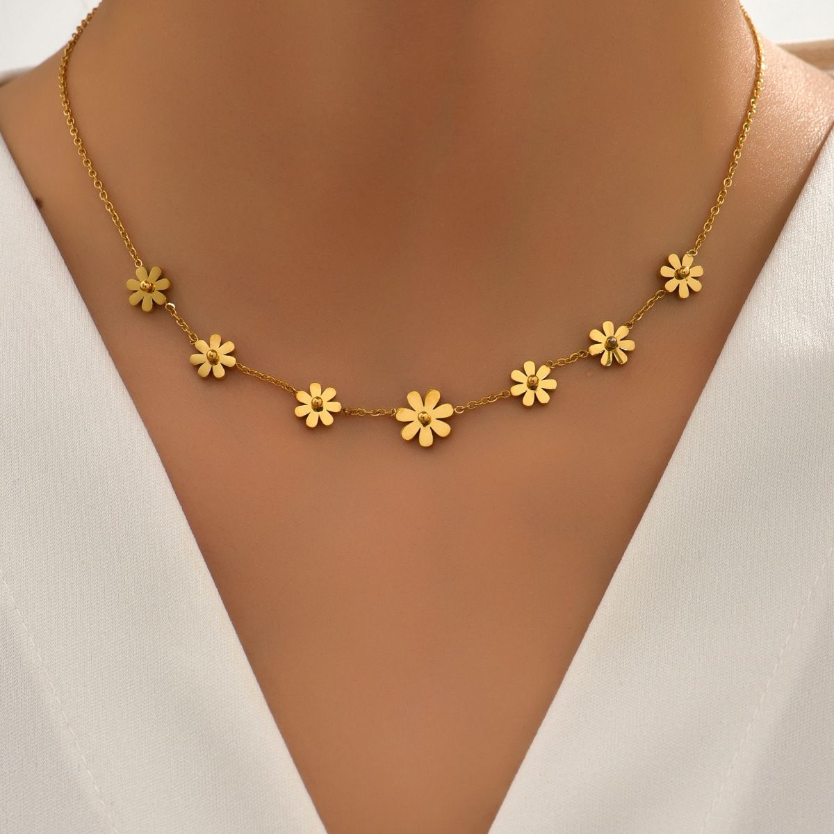 MYKI Anti-Tarnish Floral Charm Gold Necklace (MK952G-SSYI)