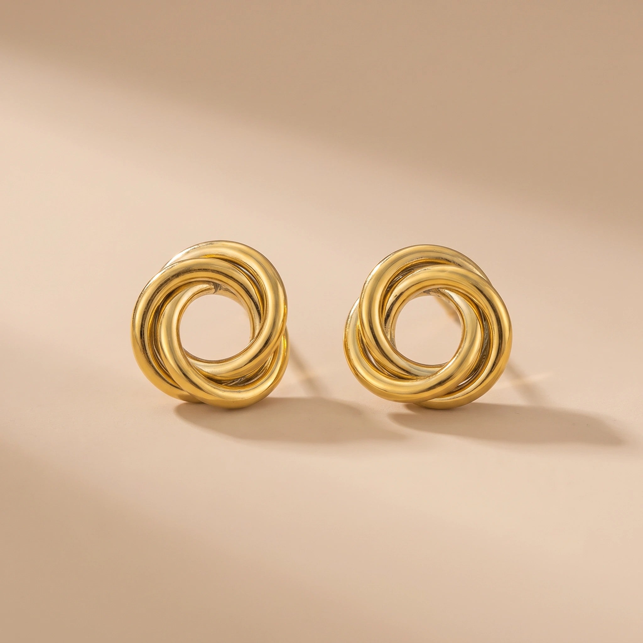 MYKI Gold Plated Anti Tarnish Interlocked Circle Stud Earrings | MYKI (MKERCH1002G-SSYI)
