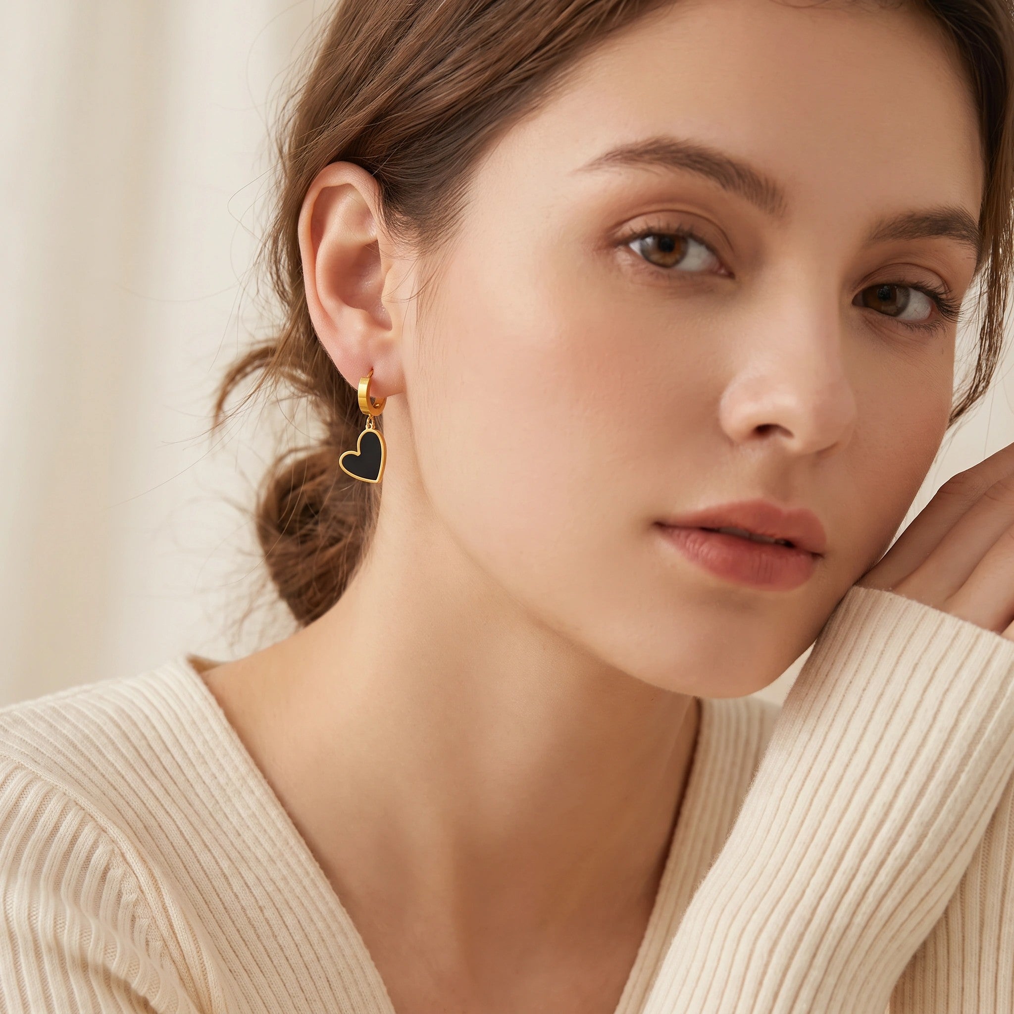 MYKI Gold Plated Heart Charm Hoop Earrings | MYKI (MKERCH1034G-SSYI)