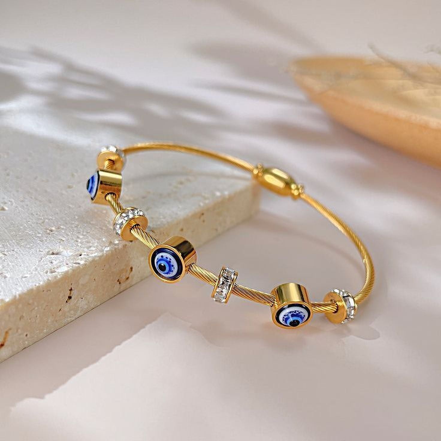 MYKI Gold Evil Eye Charm Bracelet (MKBRAD641G-PRA)
