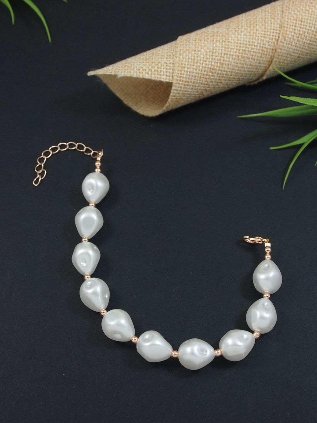 MYKI Oval Pearl Bracelet  (MKBRAD557G-PRA)