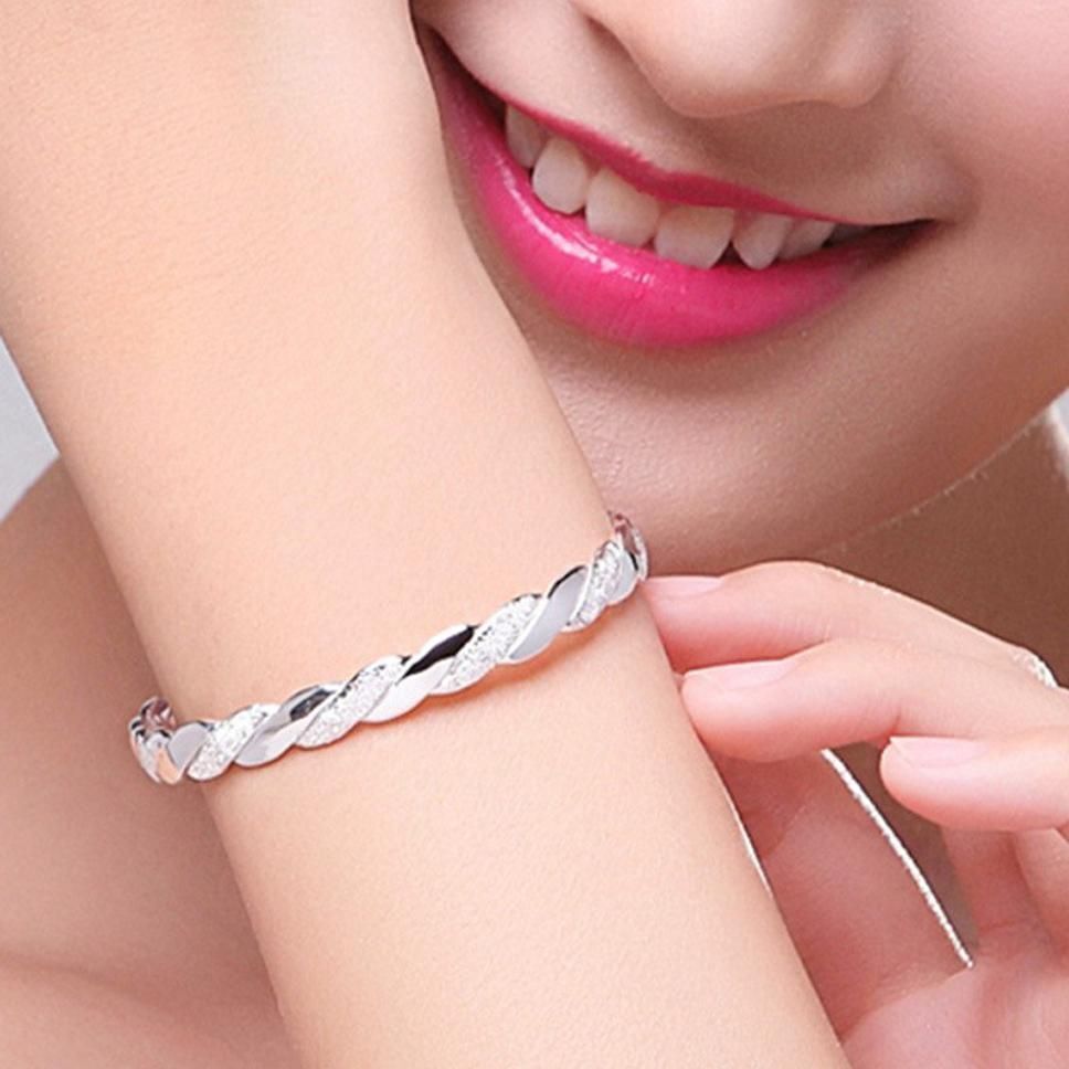 MYKI Elegant Shinny Twisted Kada (MKBRAD342S)