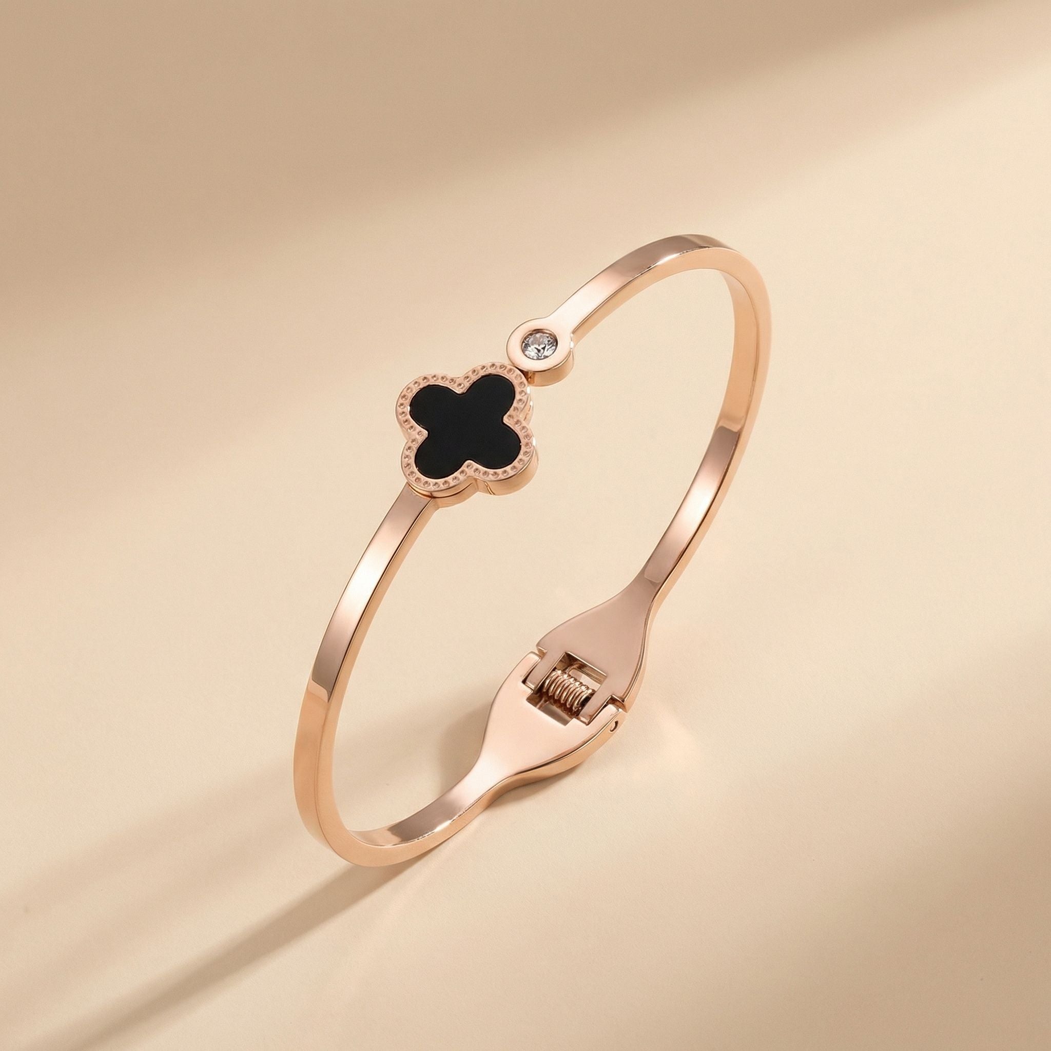 MYKI Clover Kada Bracelet (MKBRAD405)