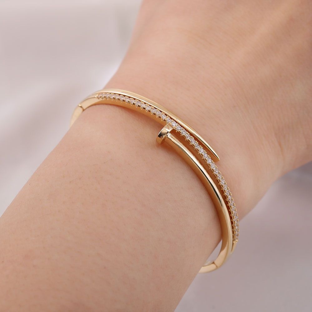 MYKI Gorgeous Love Bracelet (2.4inch diameter) (MKBRAD453G)