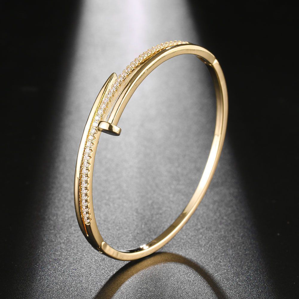 MYKI Gorgeous Love Bracelet (2.4inch diameter) (MKBRAD453G)