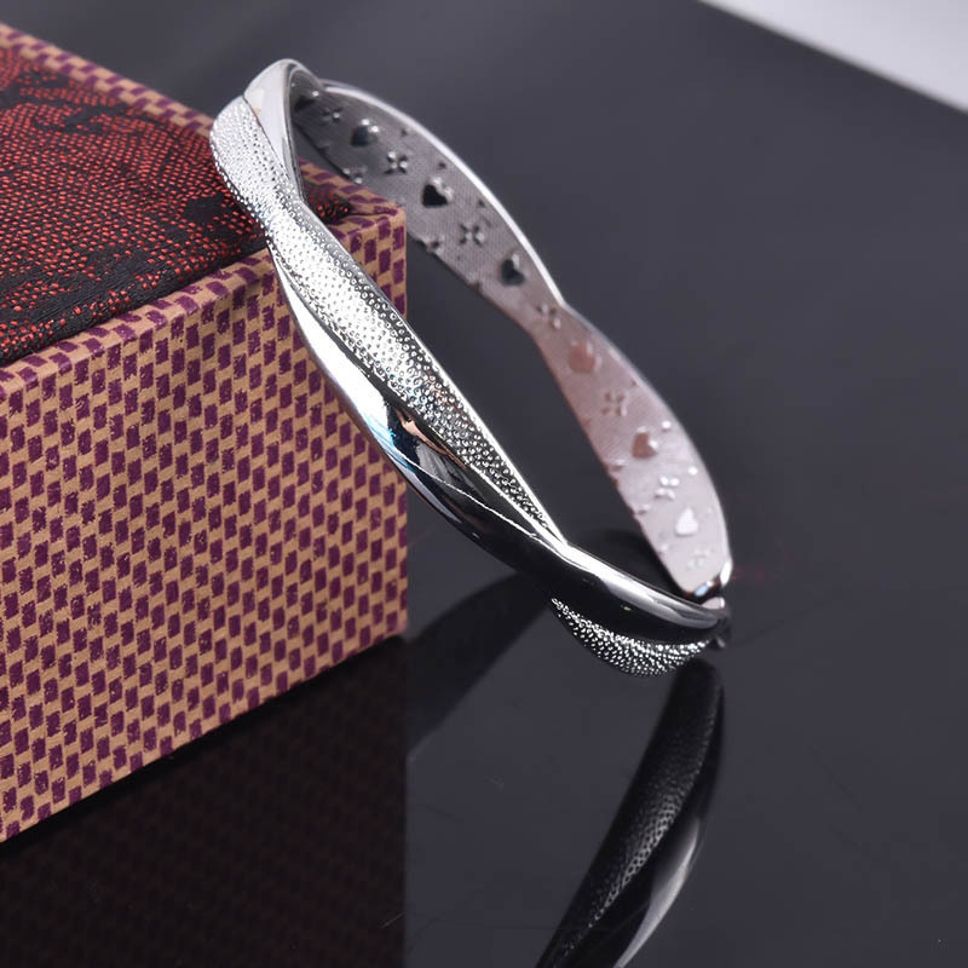 MYKI Delicate Criss-Cross Kada (MKBRAD473S)
