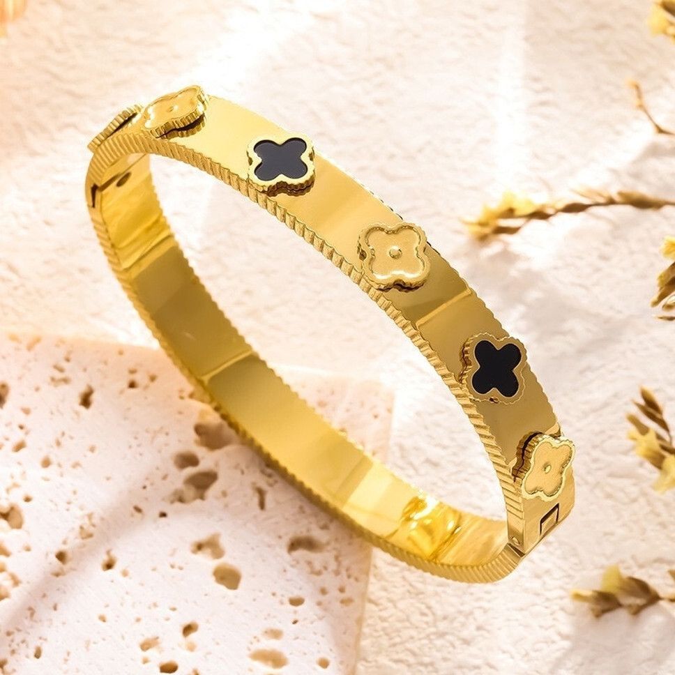 MYKI Clover Kada Bracelet (MKBRAD618-CSS)