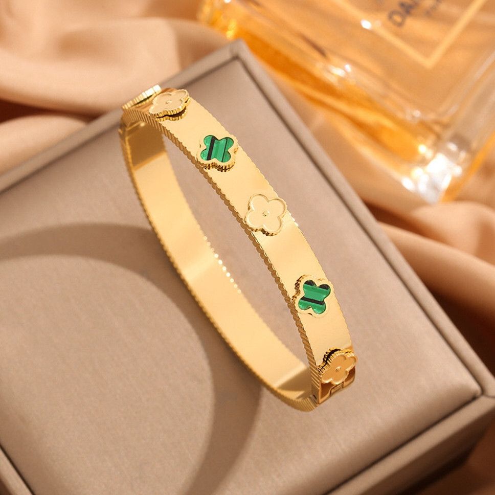 MYKI Clover Kada Bracelet (MKBRAD618-CSS)