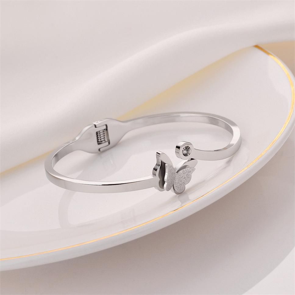 MYKI Beautious Rose Gold Butterfly Elegant Design Bracelet Kada (MKBRAD360S)