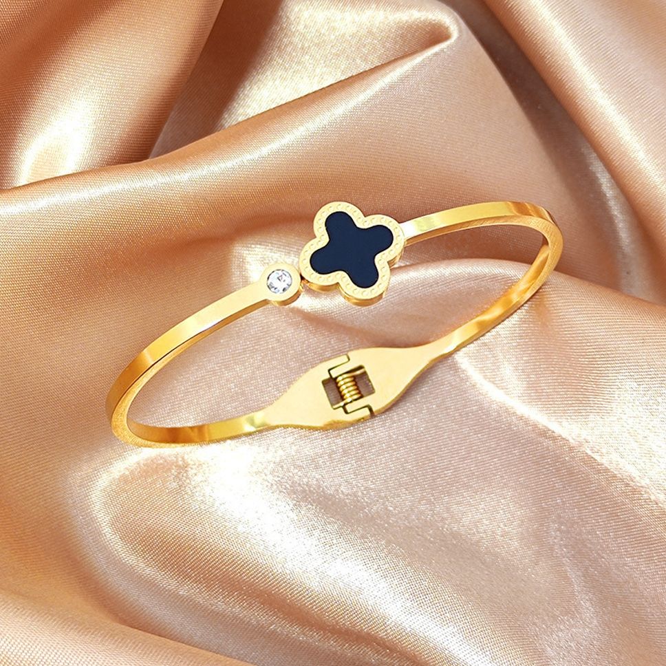 MYKI Clover Kada Bracelet (MKBRAD405)