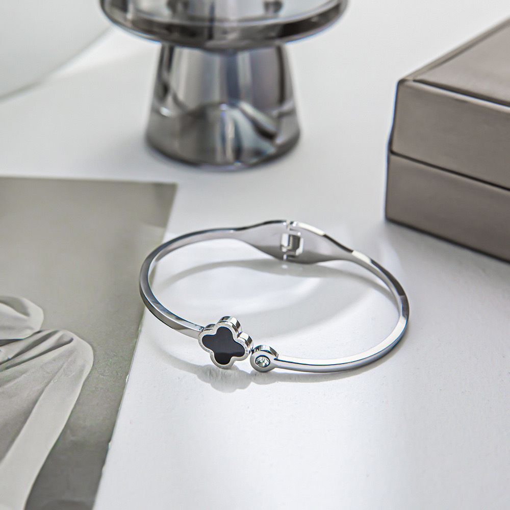 MYKI Clover Kada Bracelet (MKBRAD405)