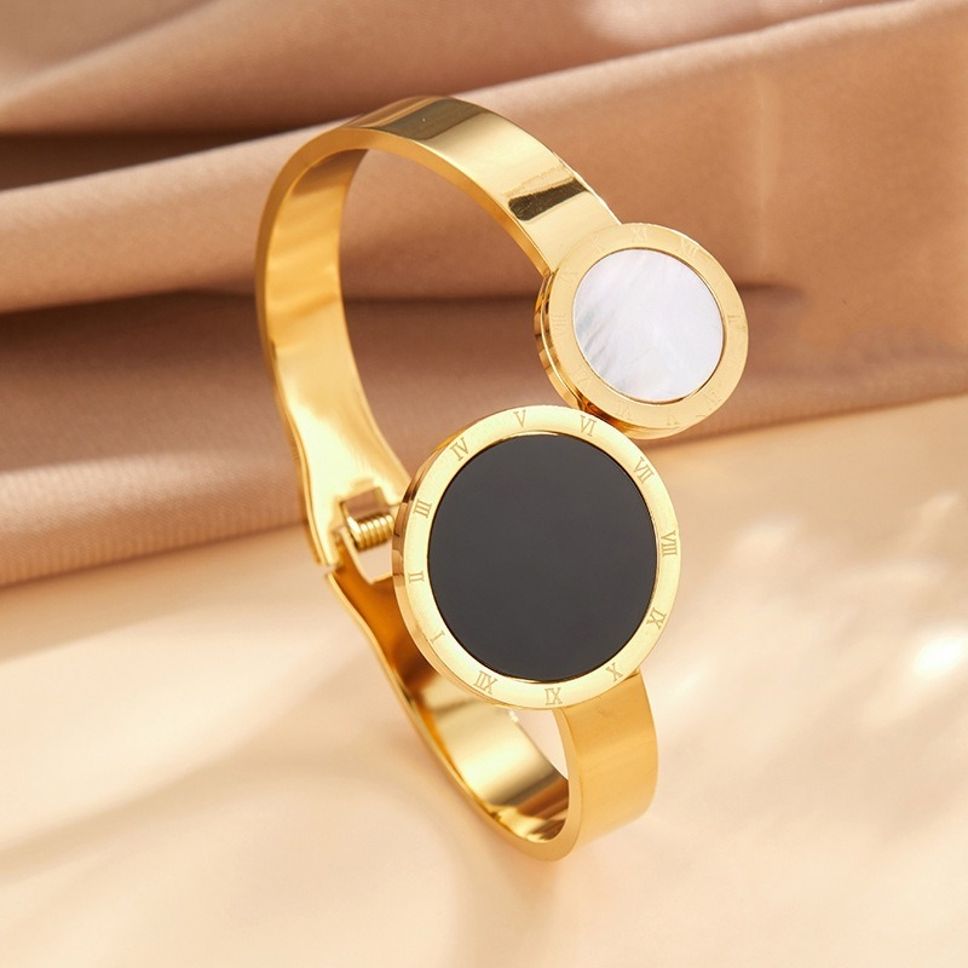 MYKI Roman Numbers Antique Kada Bracelet (MKBRAD414)