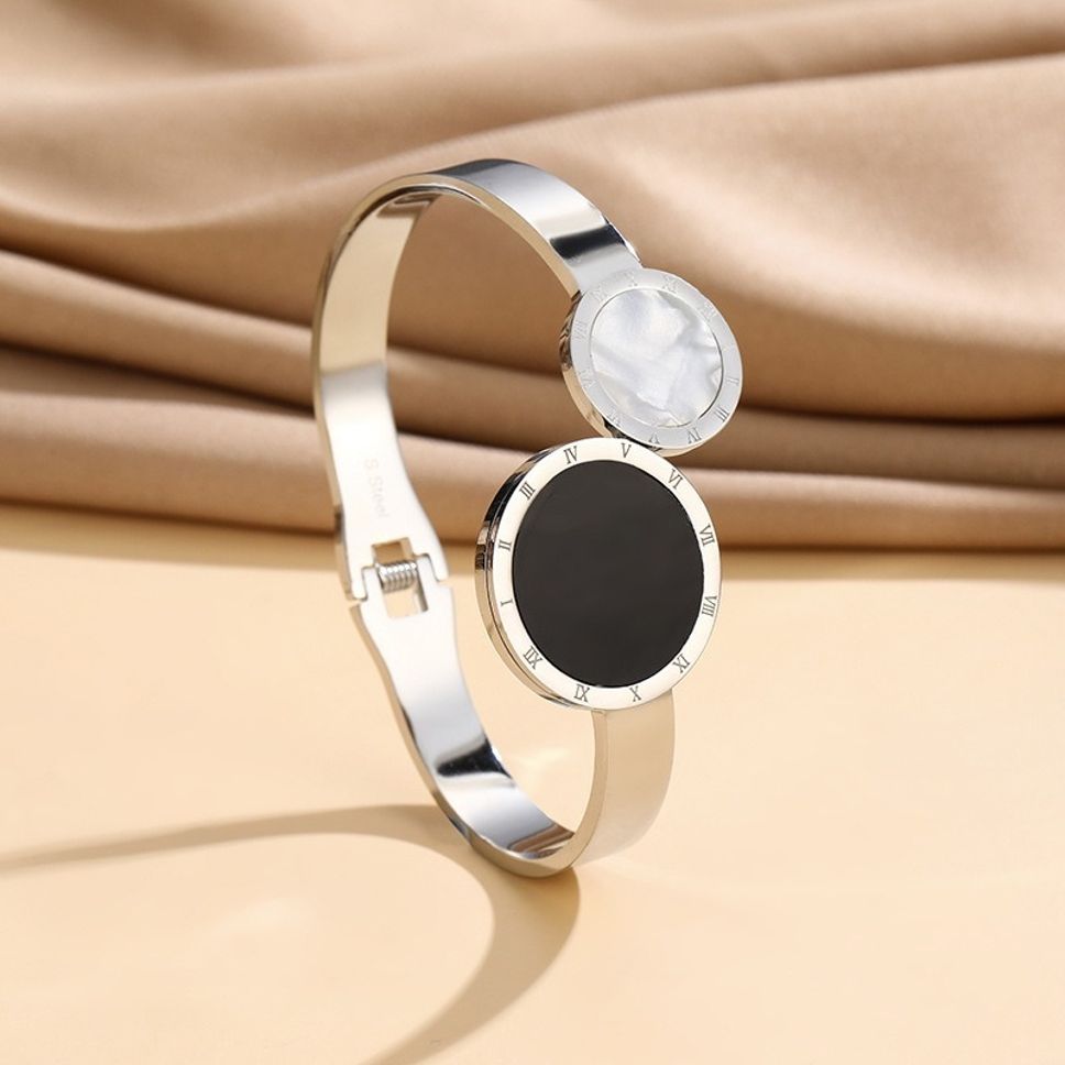 MYKI Roman Numbers Antique Kada Bracelet (MKBRAD414)