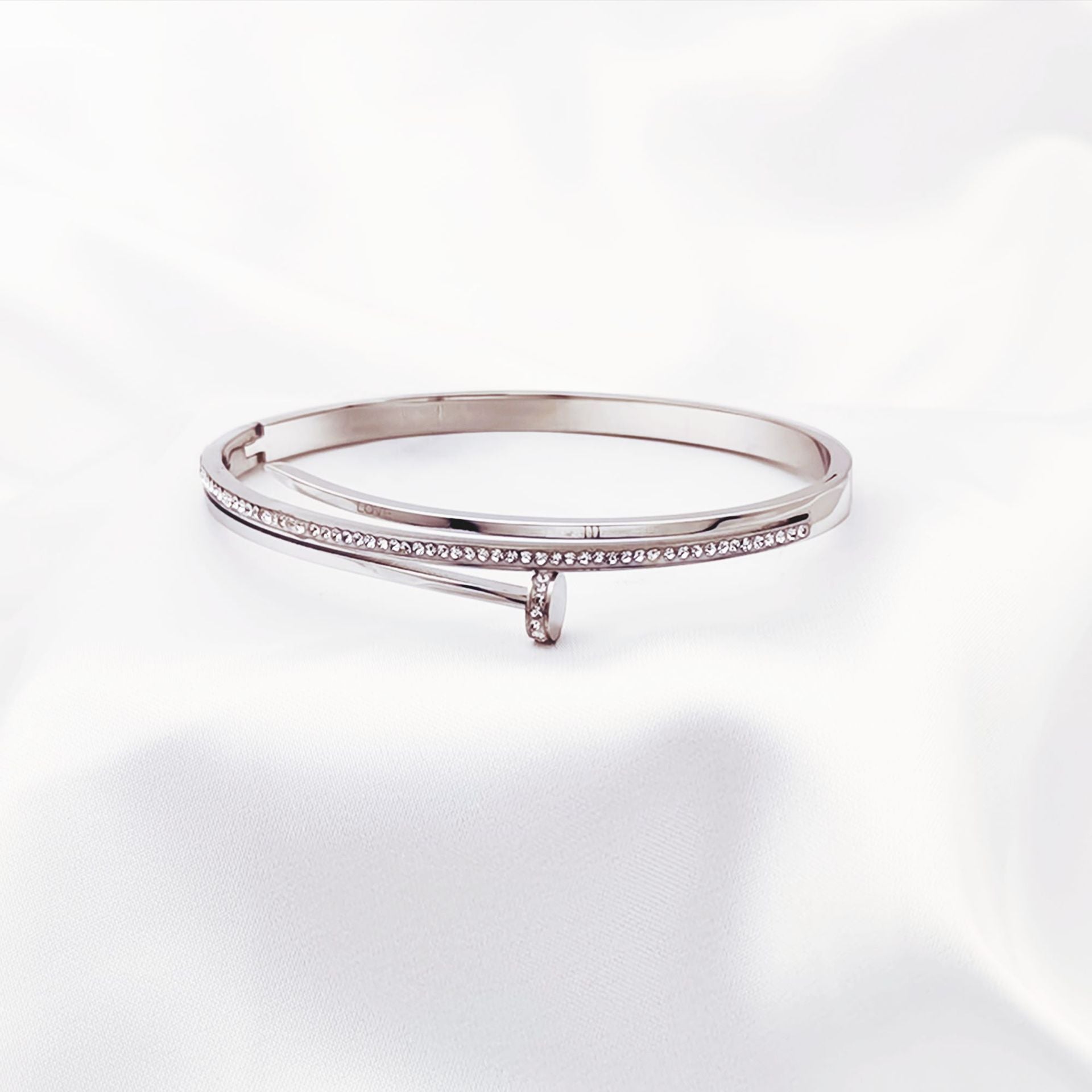 MYKI Gorgeous Love Bracelet (2.4inch diameter) (MKBRAD453S)