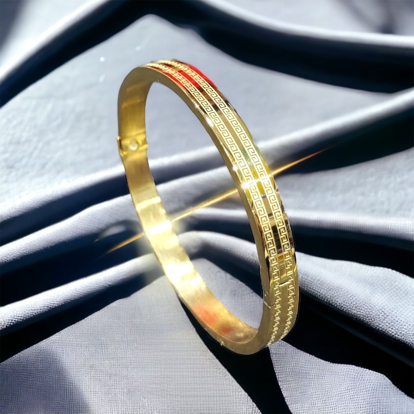 MYKI Glamorous Love Bracelet(6 mm thickness, 2.4 diameter) (MKBRAD465G)