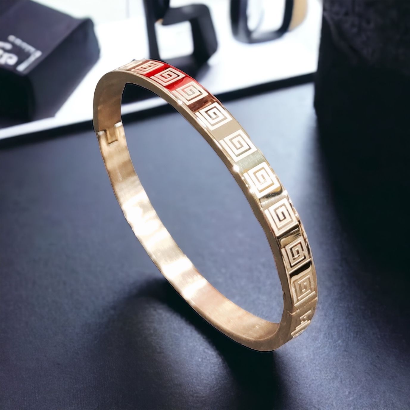MYKI Dazzling Love Bracelet(6 mm thickness, 2.4 diameter) (MKBRAD466RG)