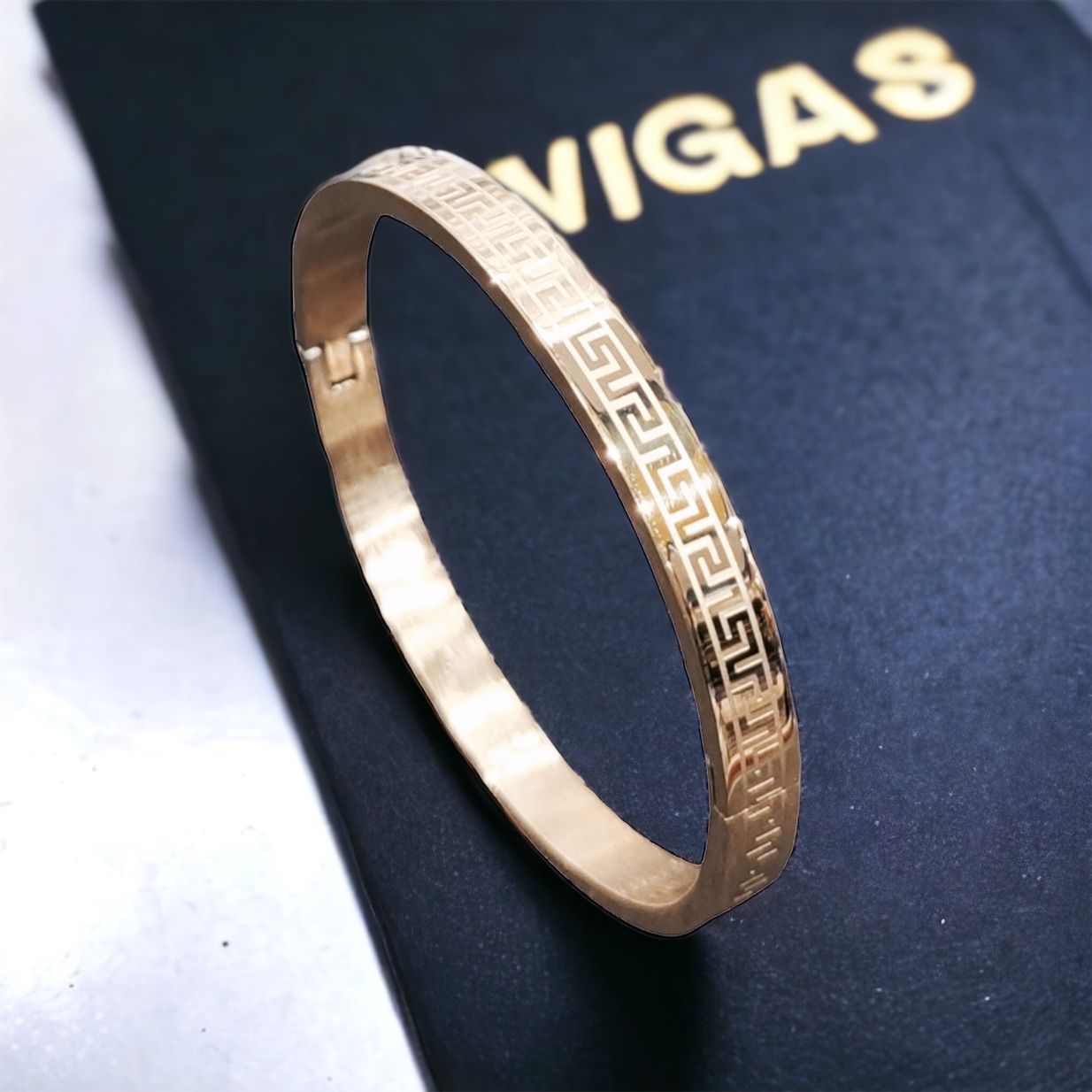 MYKI Astonishing Love Unisex Bracelet (6 mm thickness, 2.4 diameter) (MKBRAD467RG)