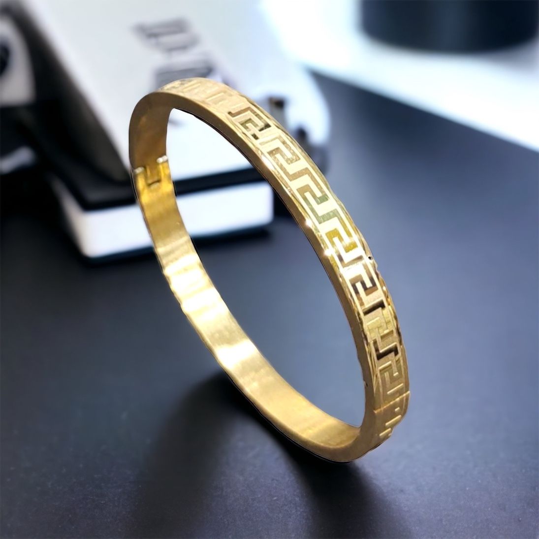 MYKI Impressing Love Unisex Bracelet (6 mm thickness, 2.4 diameter) (MKBRAD469G)