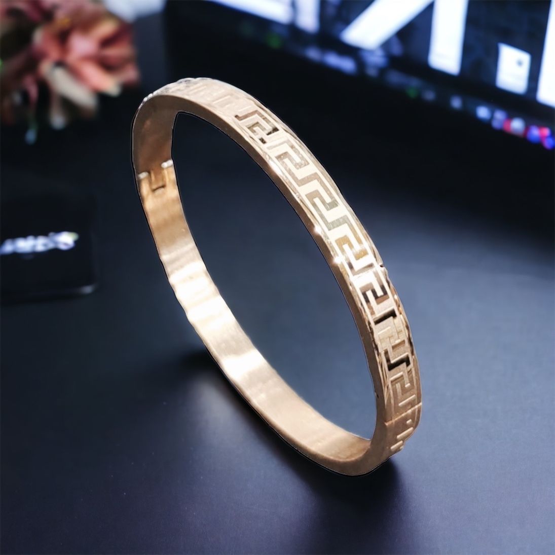 MYKI Impressing Love Unisex Bracelet (6 mm thickness, 2.4 diameter) (MKBRAD469RG)