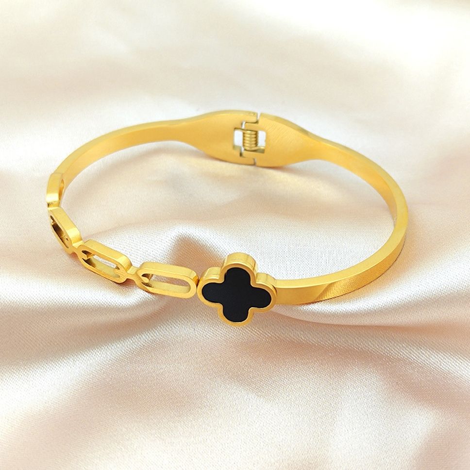 MYKI Attractive Flower Bracelet (MKBRAD483G)