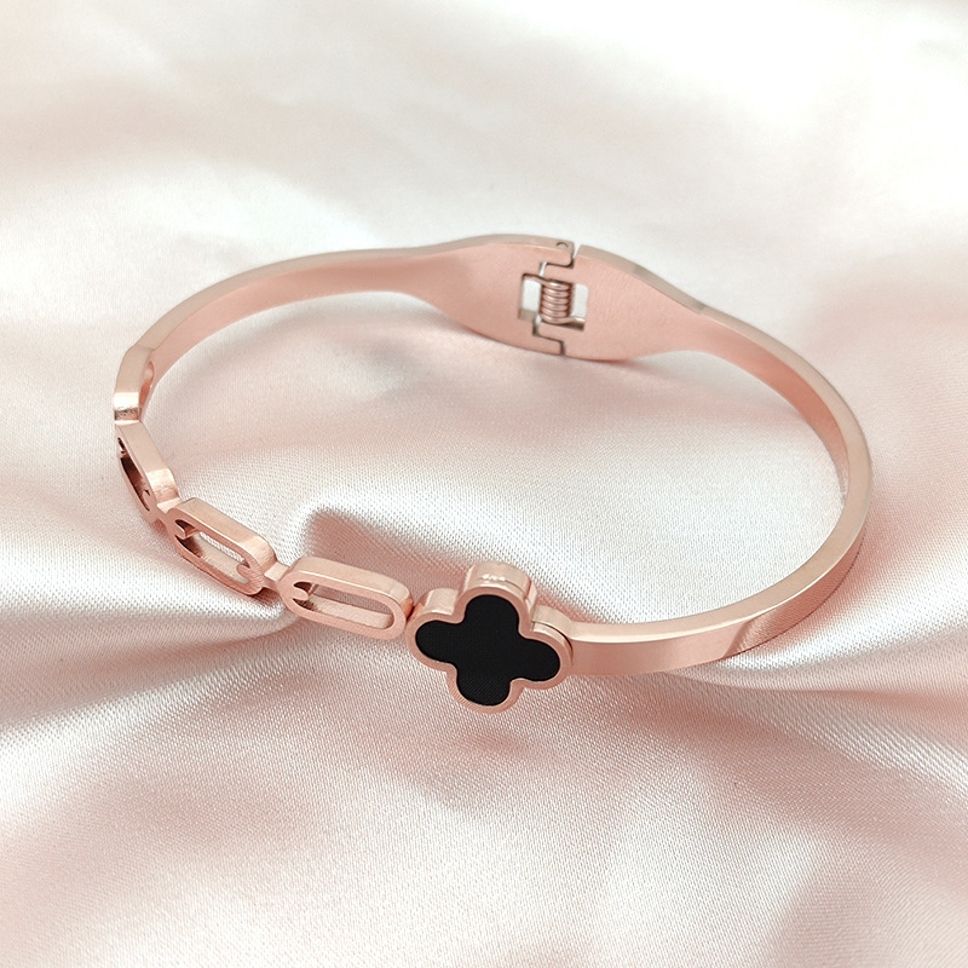 MYKI Attractive Flower Bracelet (MKBRAD483RG)