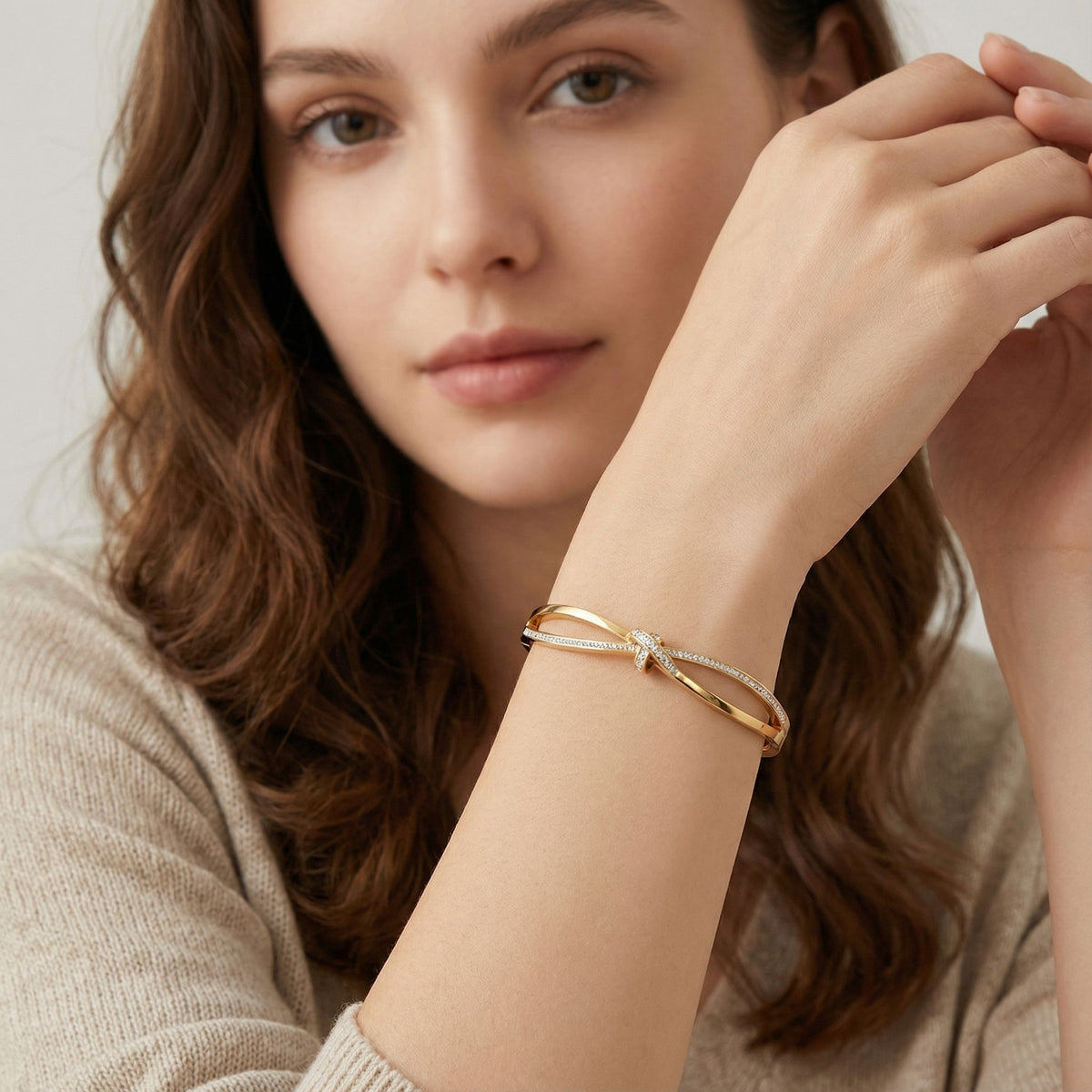 MYKI Gorgeous Knot Bracelet (MKBRAD326G)