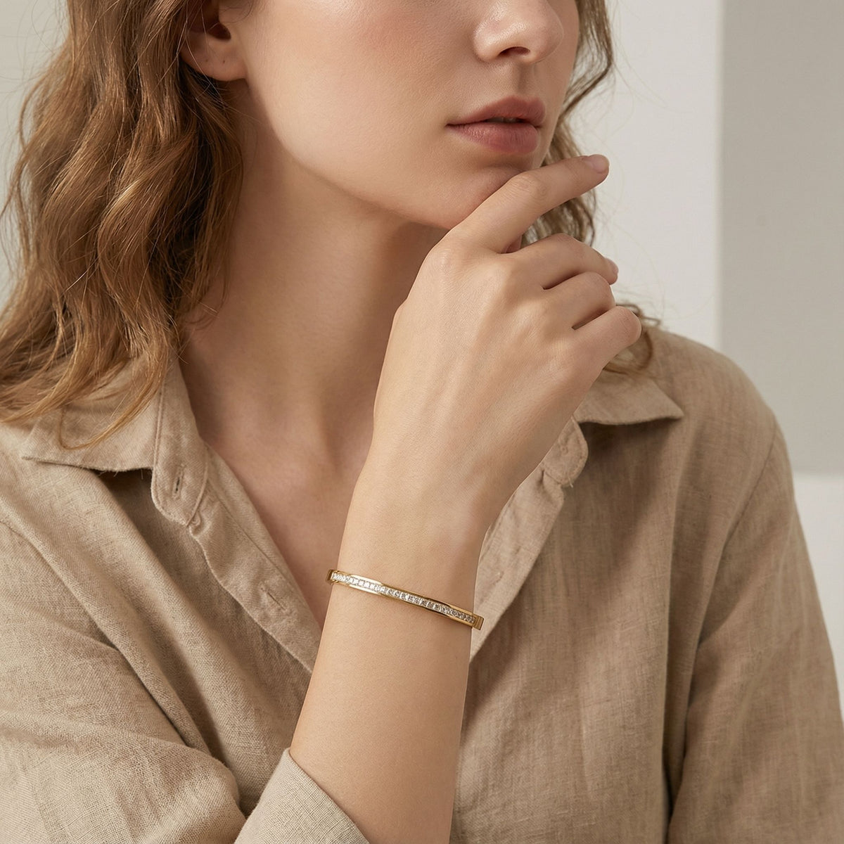 MYKI Amazing Diamond Rosegold plated Kada Bracelet (MKBRAD328G)