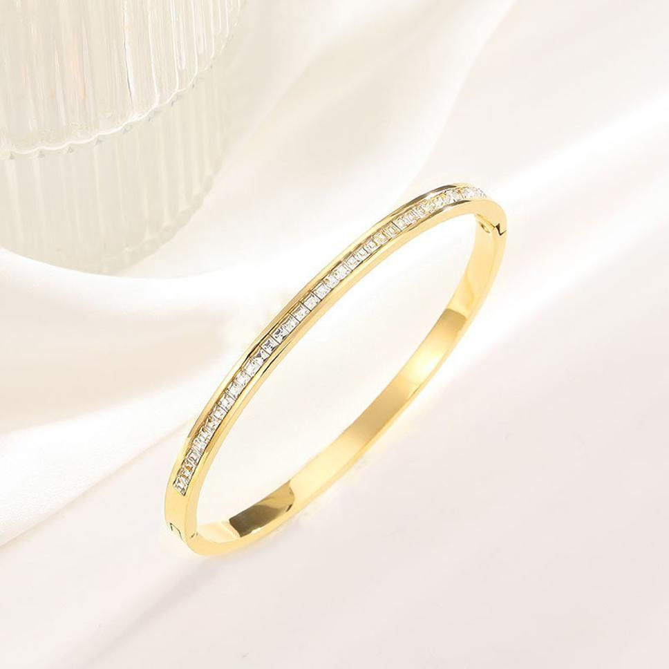 MYKI Amazing Diamond Rosegold plated Kada Bracelet (MKBRAD328G)