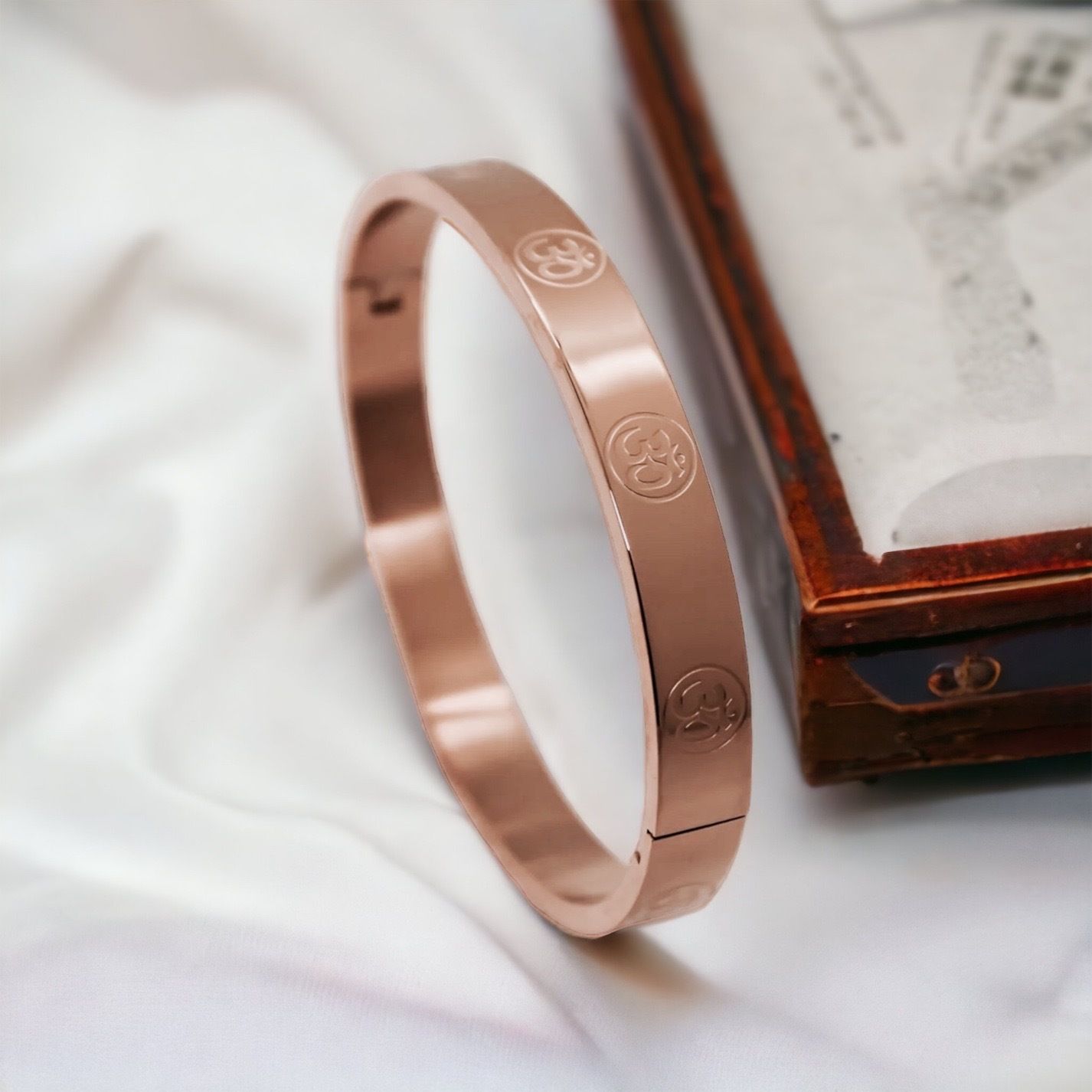 MYKI Delightful OM Kada For Women & Men (MKBRAD445)
