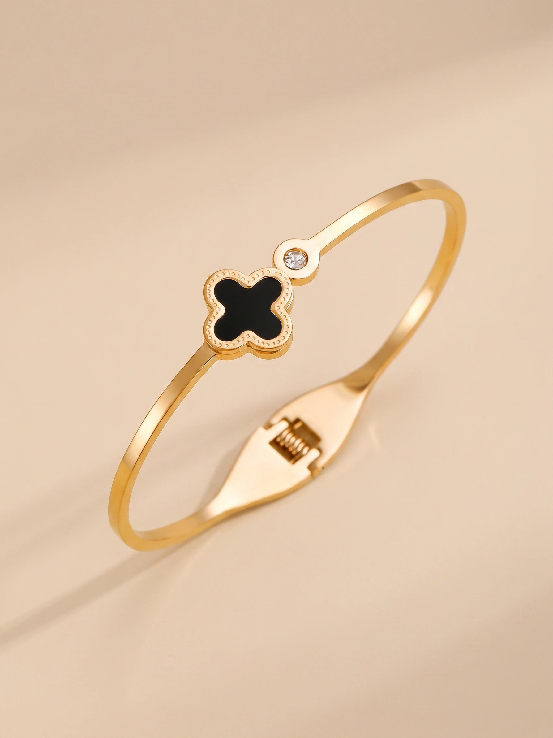 MYKI Clover Kada Bracelet (MKBRAD405)