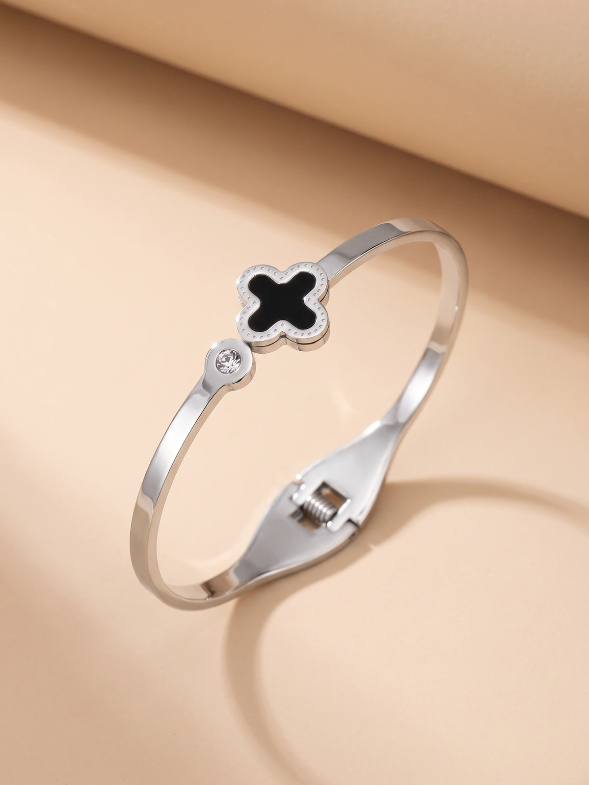 MYKI Clover Kada Bracelet (MKBRAD405)