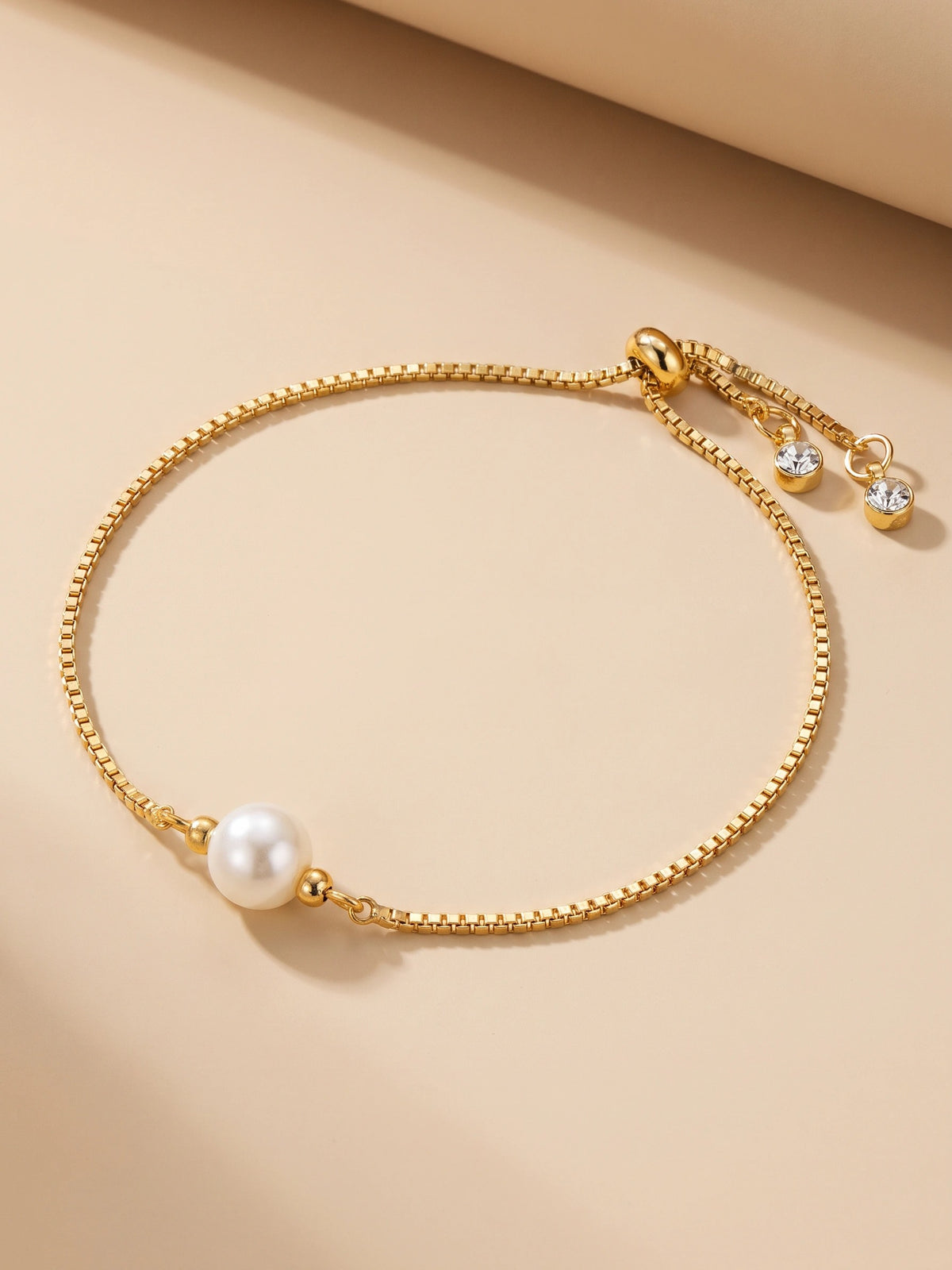MYKI Elegant Pearl Charm Bracelet  (MKBRAD510G)