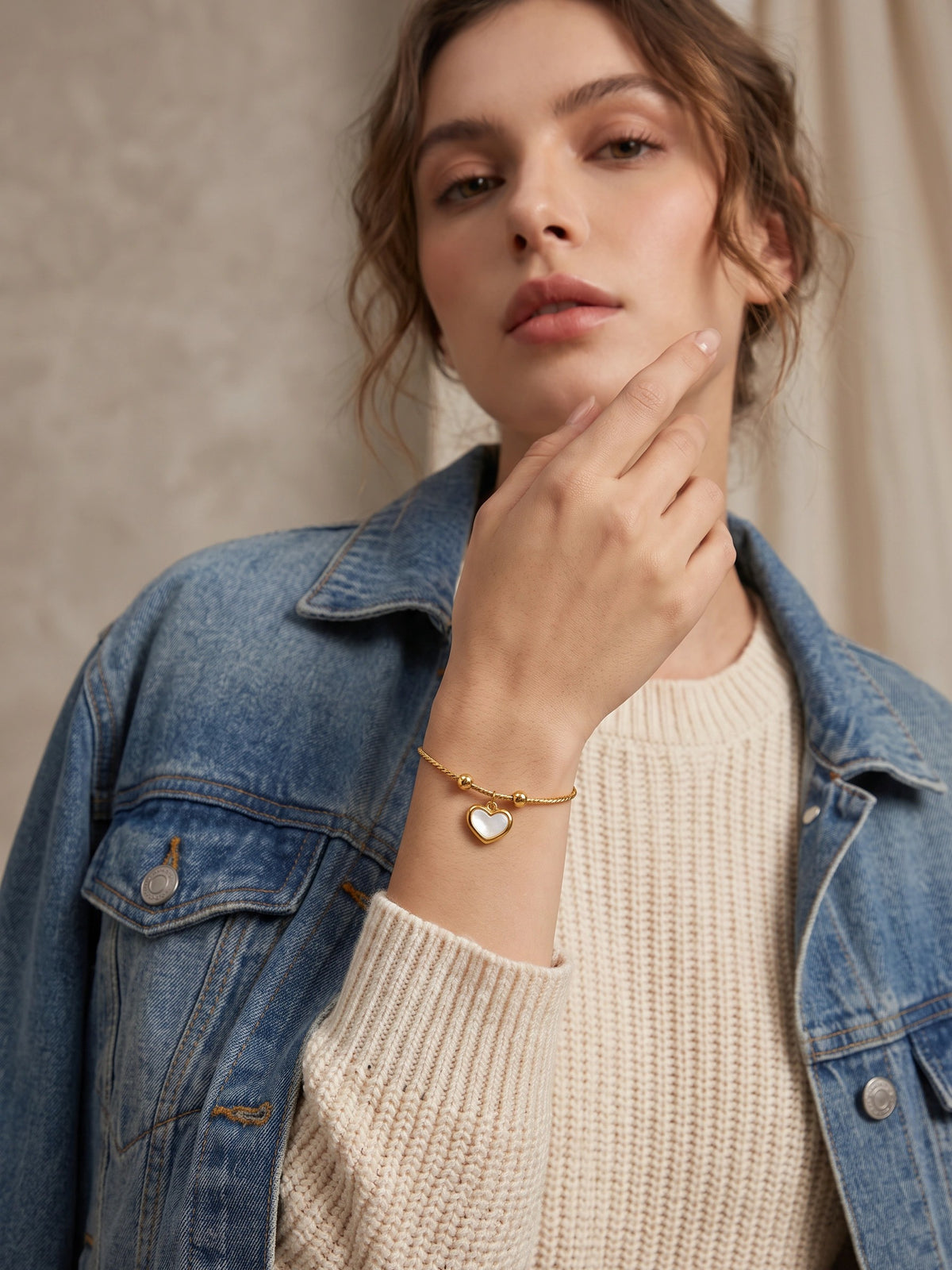 MYKI Cute Heart Gold Charm Bracelet  (MKBRAD513G)