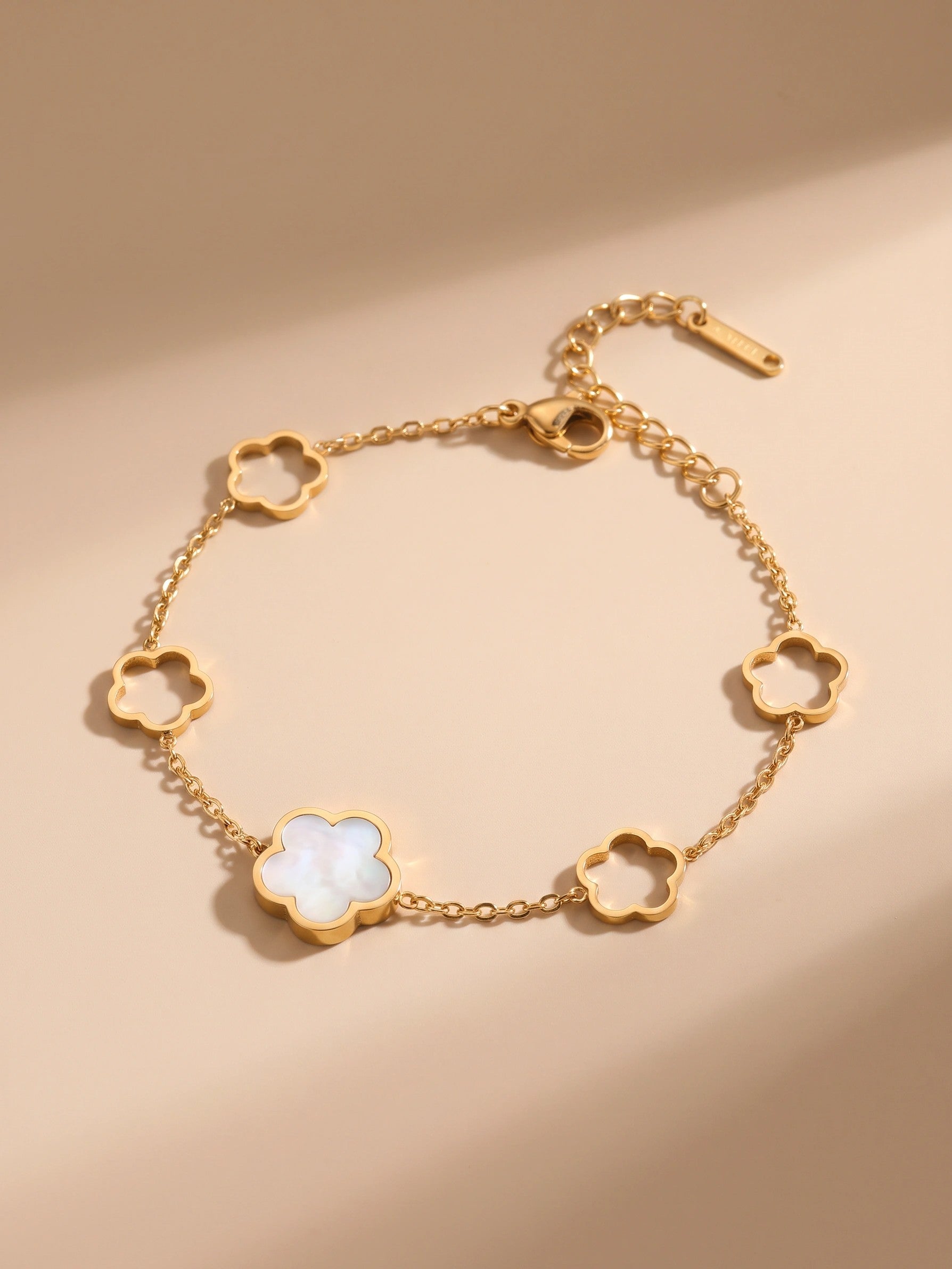 MYKI Floral Bracelet  (MKBRAD548)