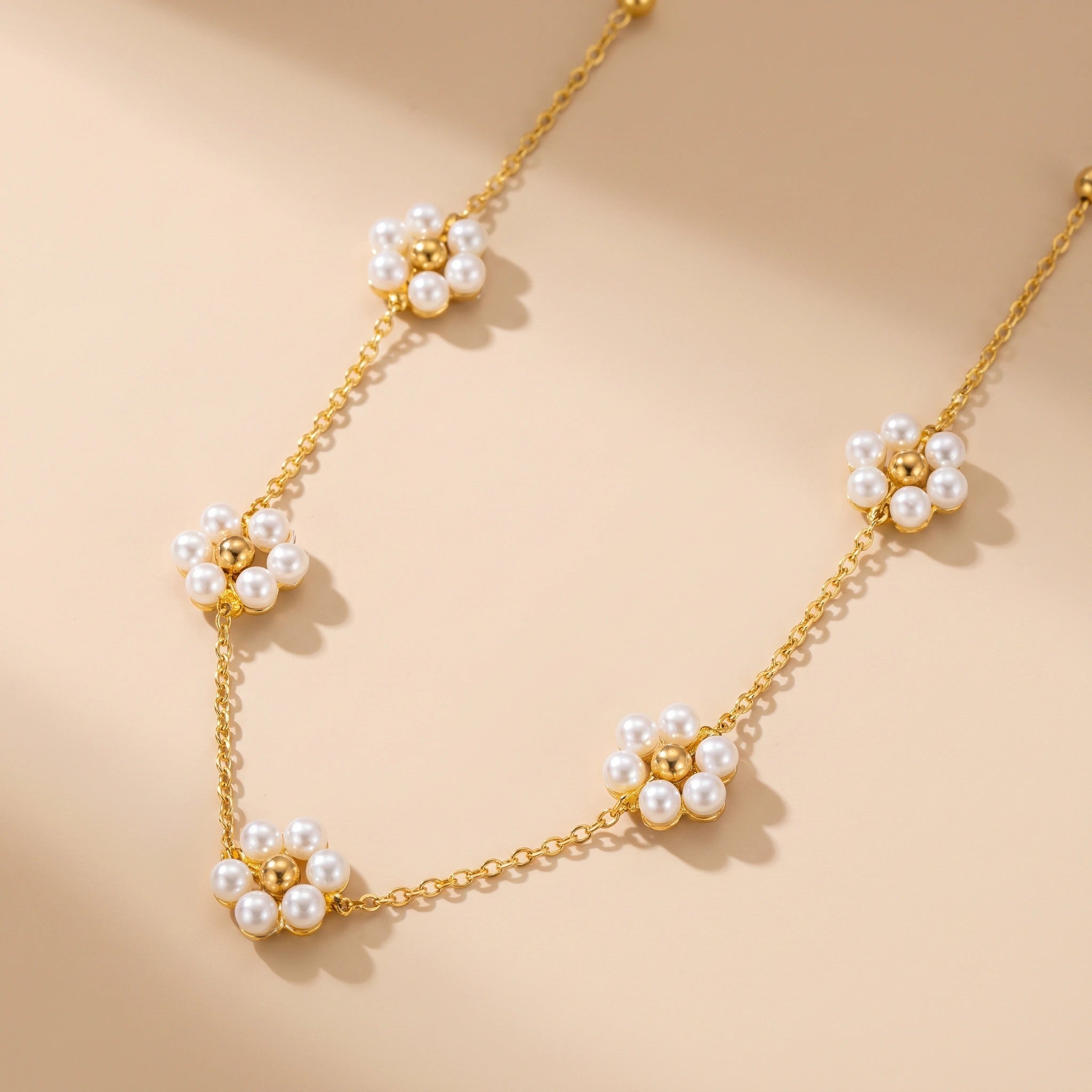 MYKI Pearl Flower Necklace (MK711G-SSYI)