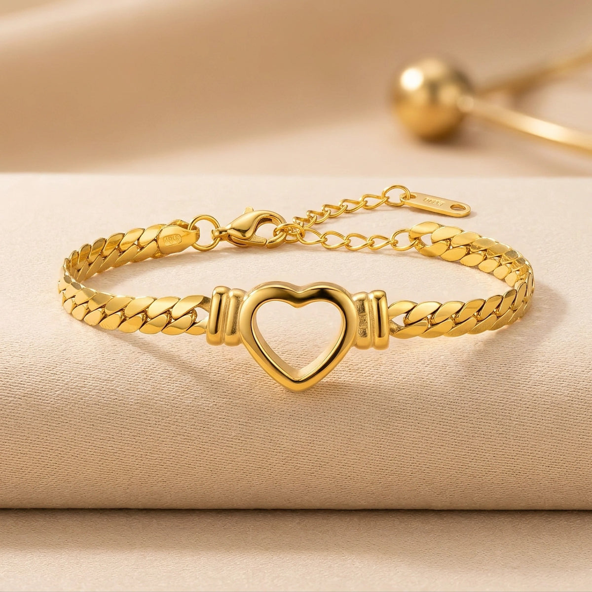 MYKI Heart Cutout Bracelet | Anti-Tarnish Stainless Steel(MKBRAD723-SSYI)