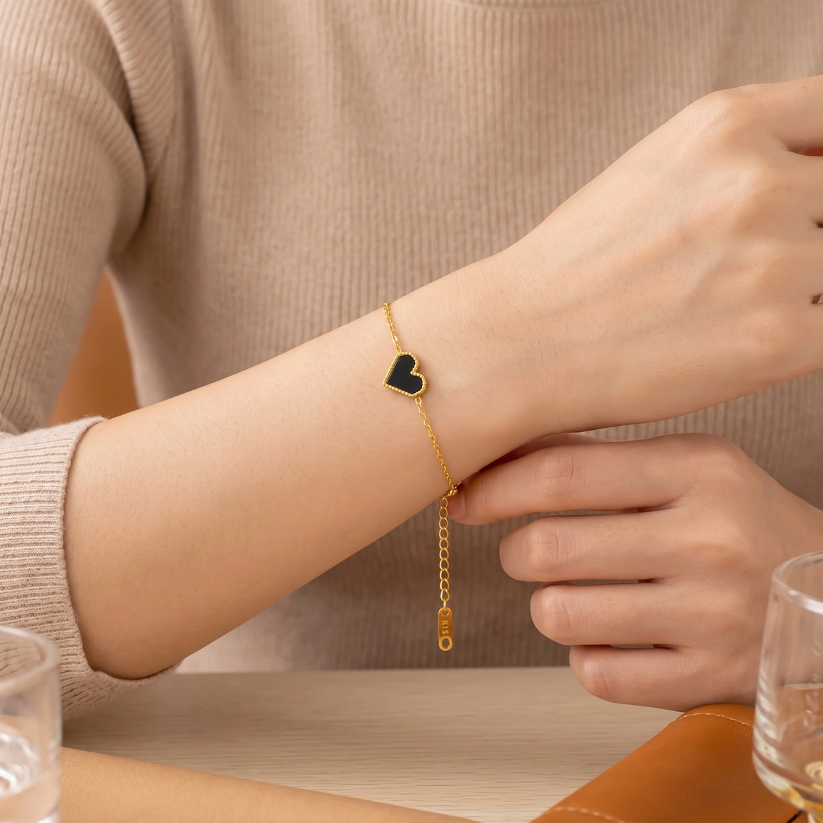 MYKI Gold-Plated Black Heart Charm Bracelet | Anti-Tarnish(MKBRAD733G-SSYI)
