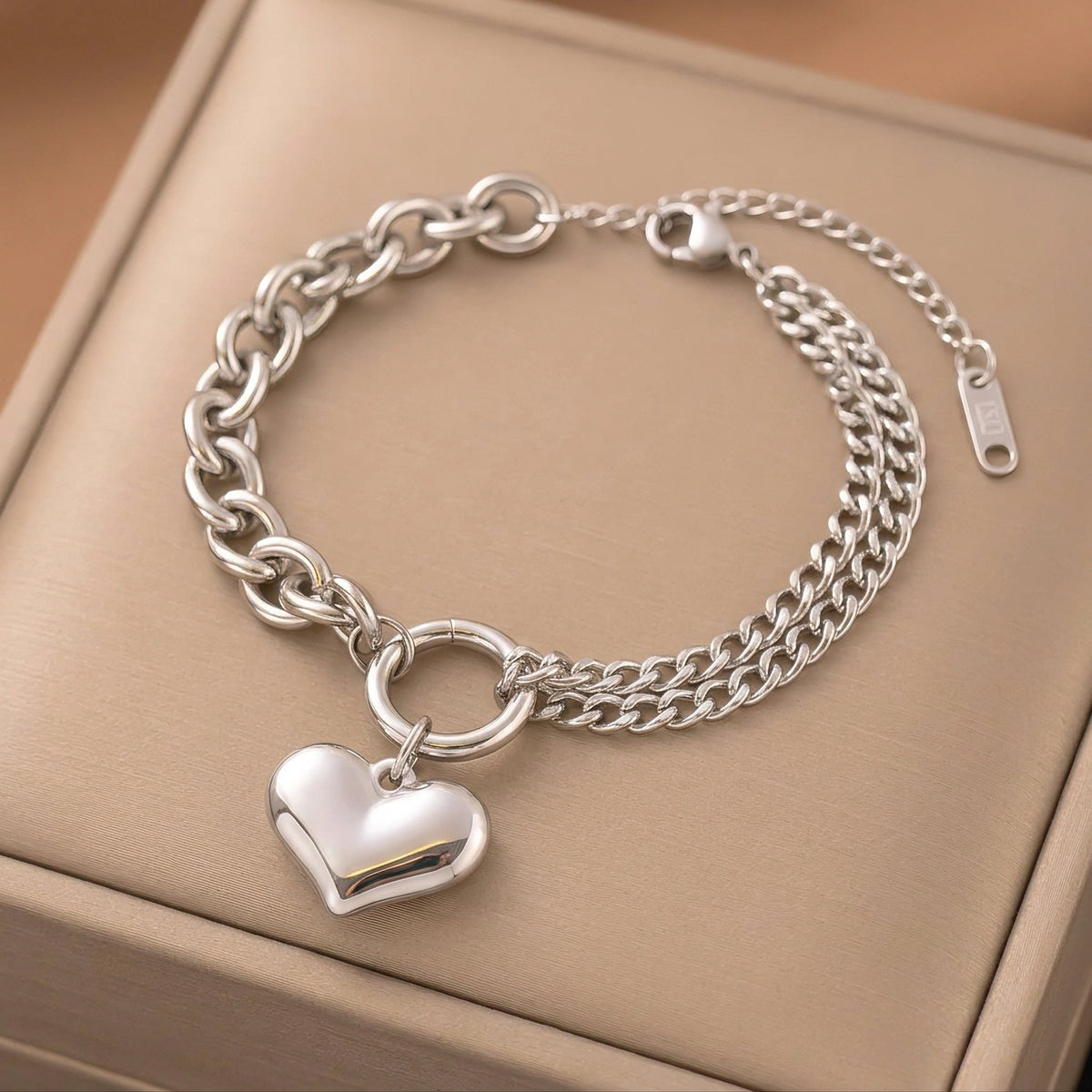 MYKI Silver Heart Pendant Chain Bracelet(MKBRAD744S-SSYI)