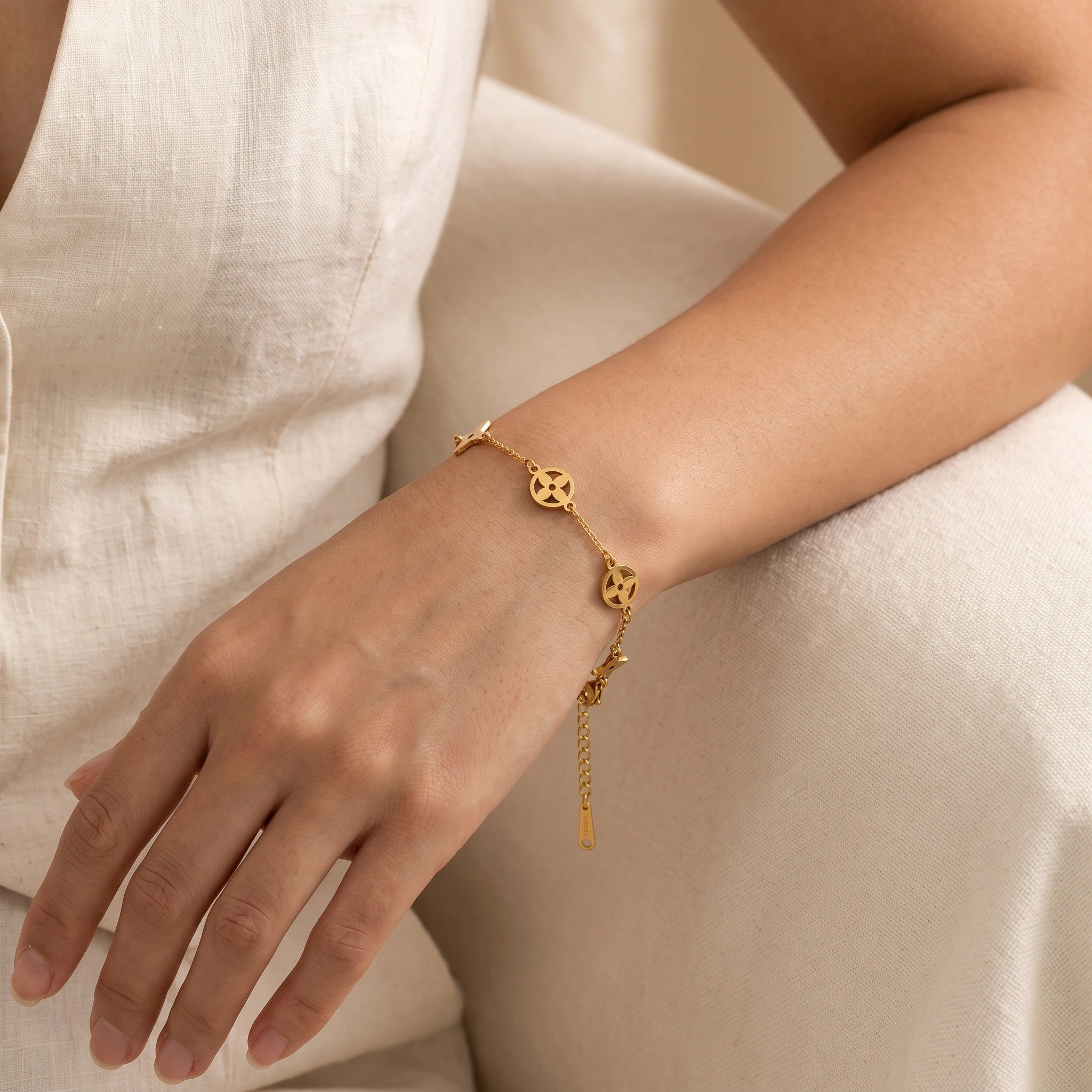 MYKI Gold Plated Multi Shape Charm Bracelet | Anti-Tarnish(MKBRAD824G-SSYI)