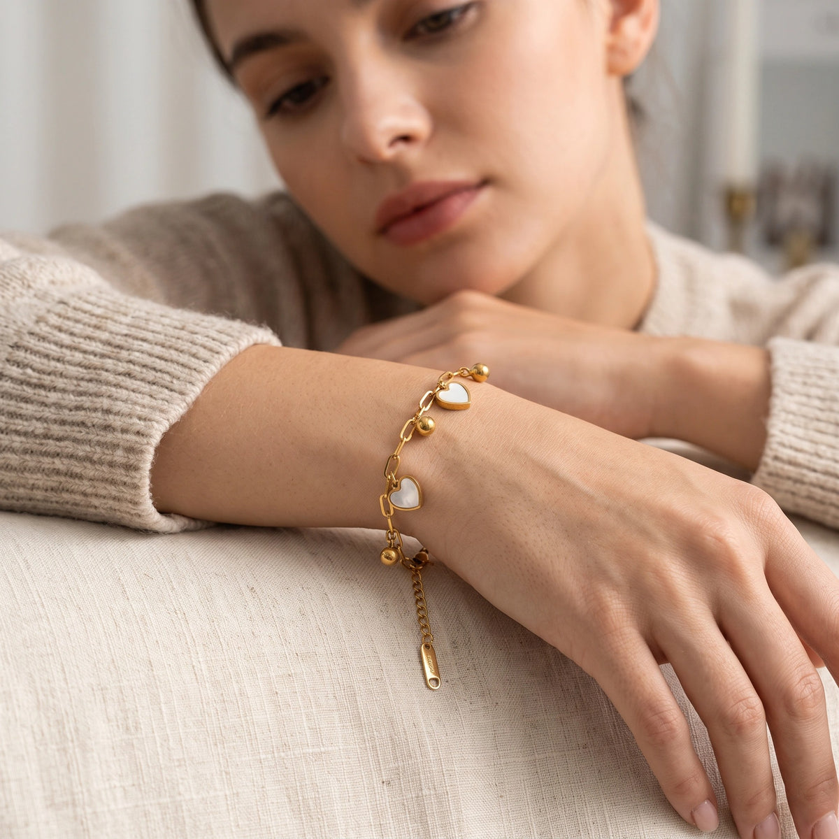 MYKI Gold-Plated Heart Charm Bracelet with Anti-Tarnish Finish(MKBRAD825G-SSYI)