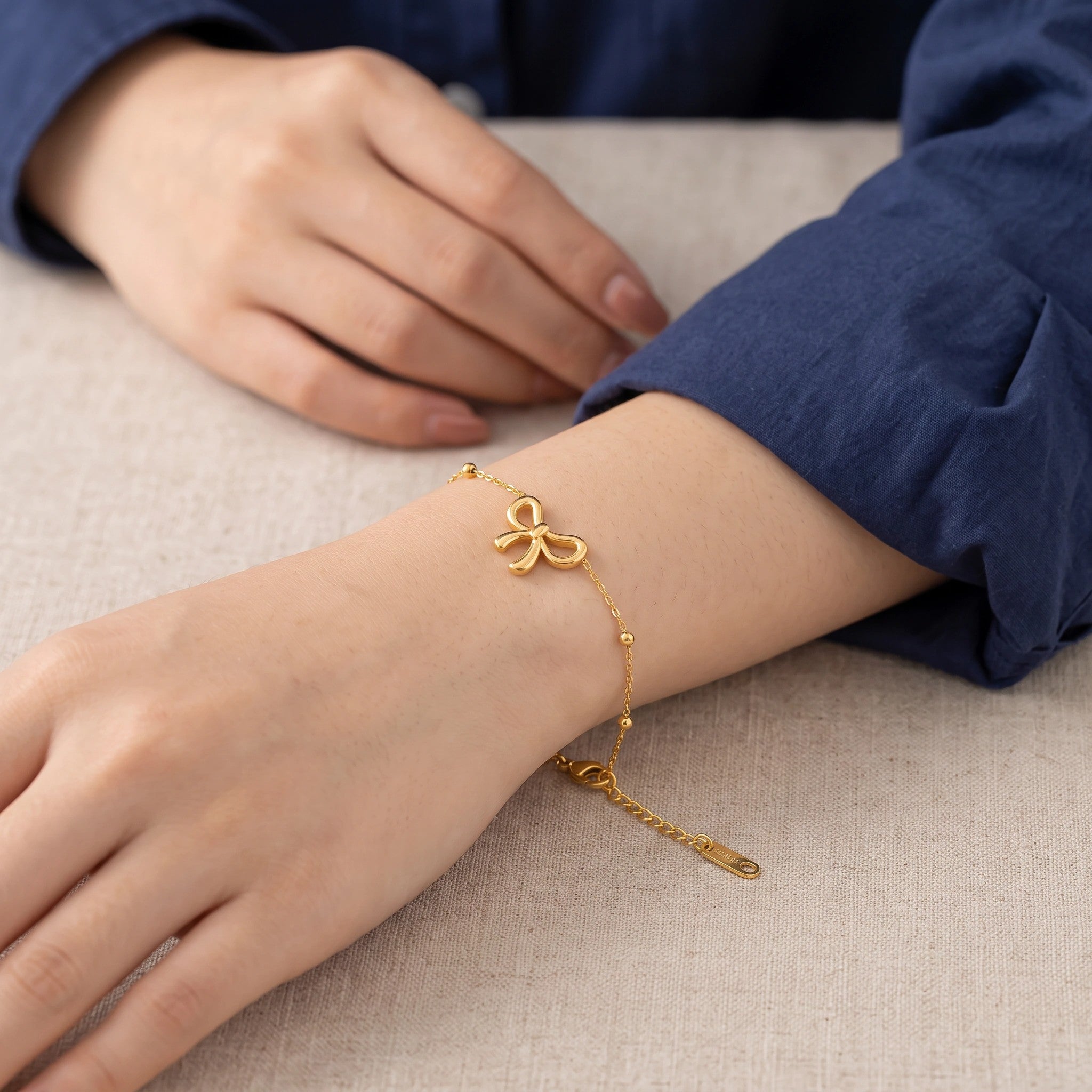 MYKI Gold-Plated Bow Charm Dainty Bracelet(MKBRAD843G-SSYI)