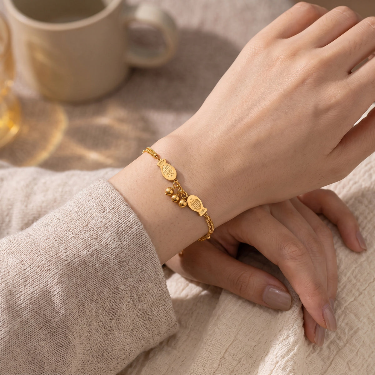 MYKI Gold-Plated Fish Charm Bracelet(MKBRAD844G-SSYI)