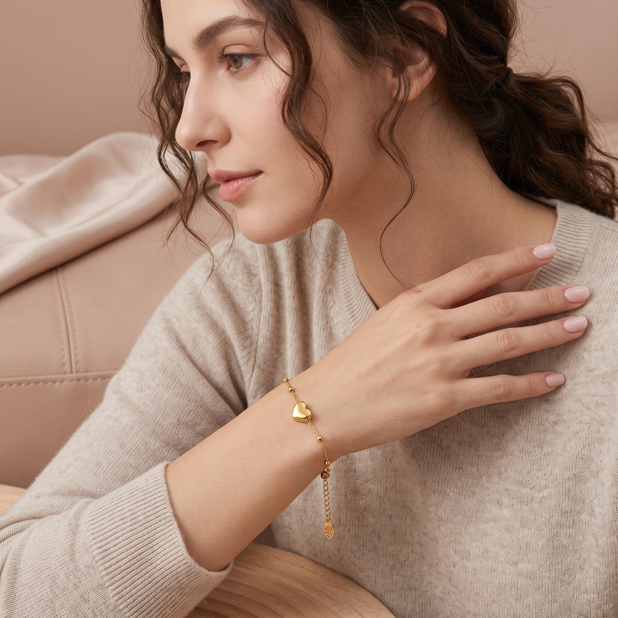 MYKI Gold-Plated Puffy Heart Charm Bracelet(MKBRAD861G-SSYI)