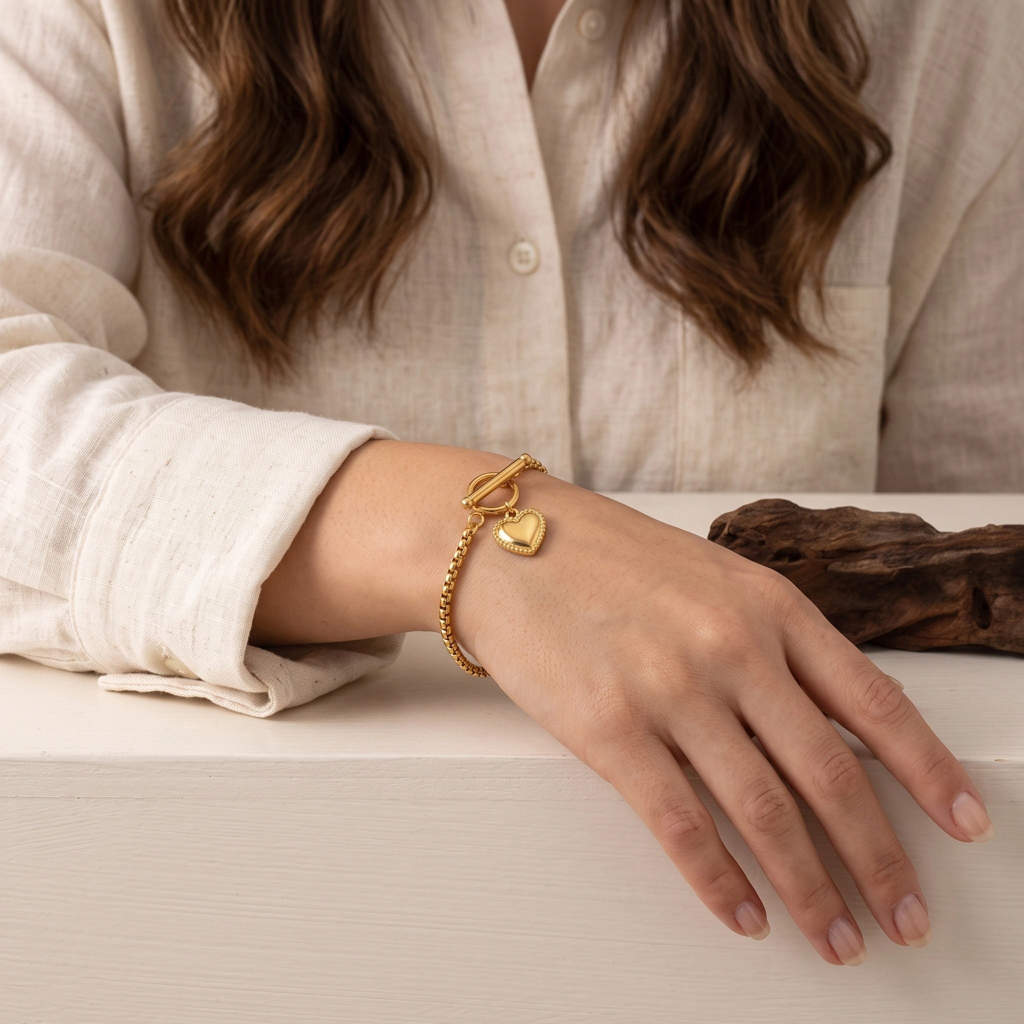 MYKI Gold-Plated Heart Charm Toggle Bracelet – Dainty Love Theme| MYKI(MKBRAD870G-SSYI)