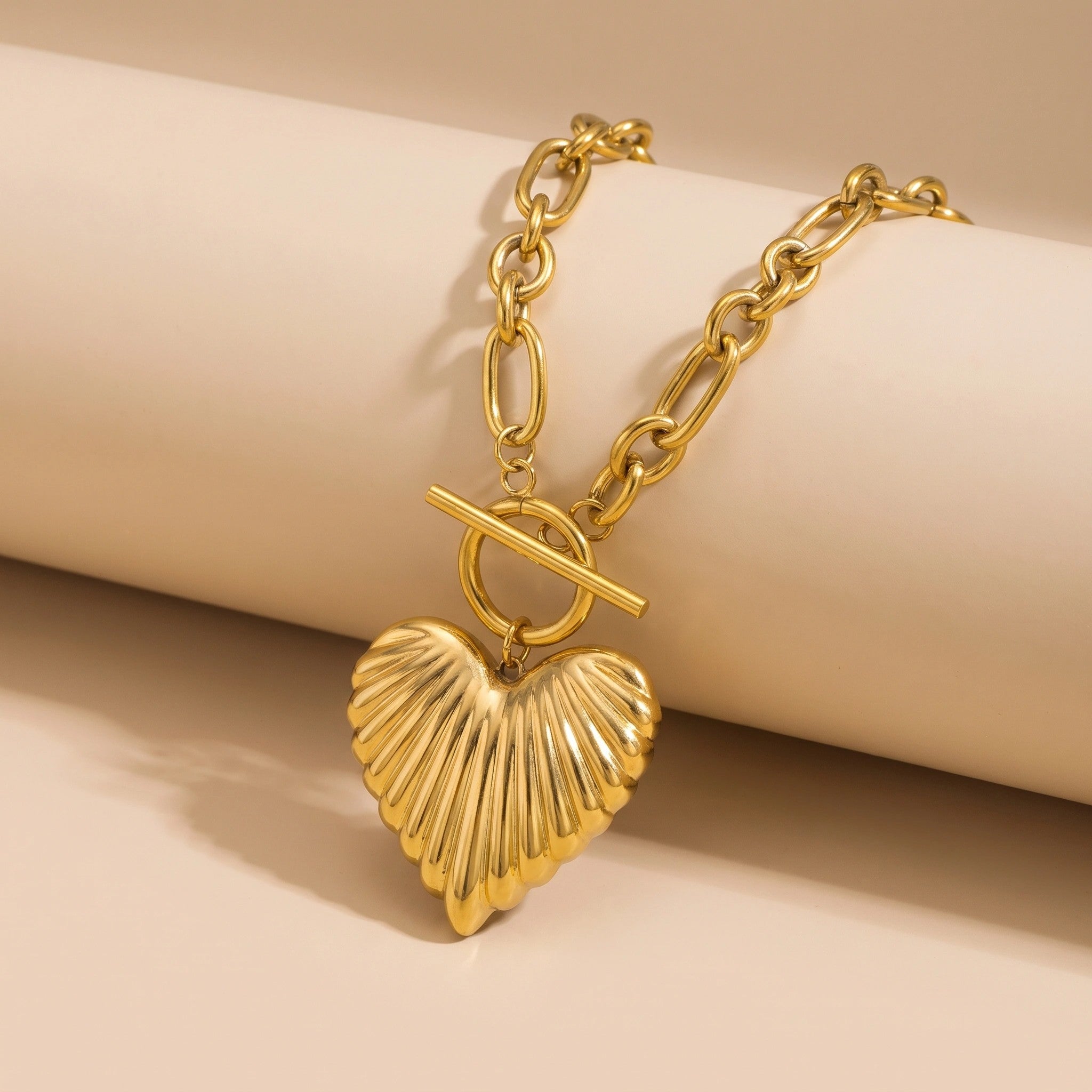 MYKI Gold-Plated Shell Heart Pendant Necklace (MK886G-SSYI)