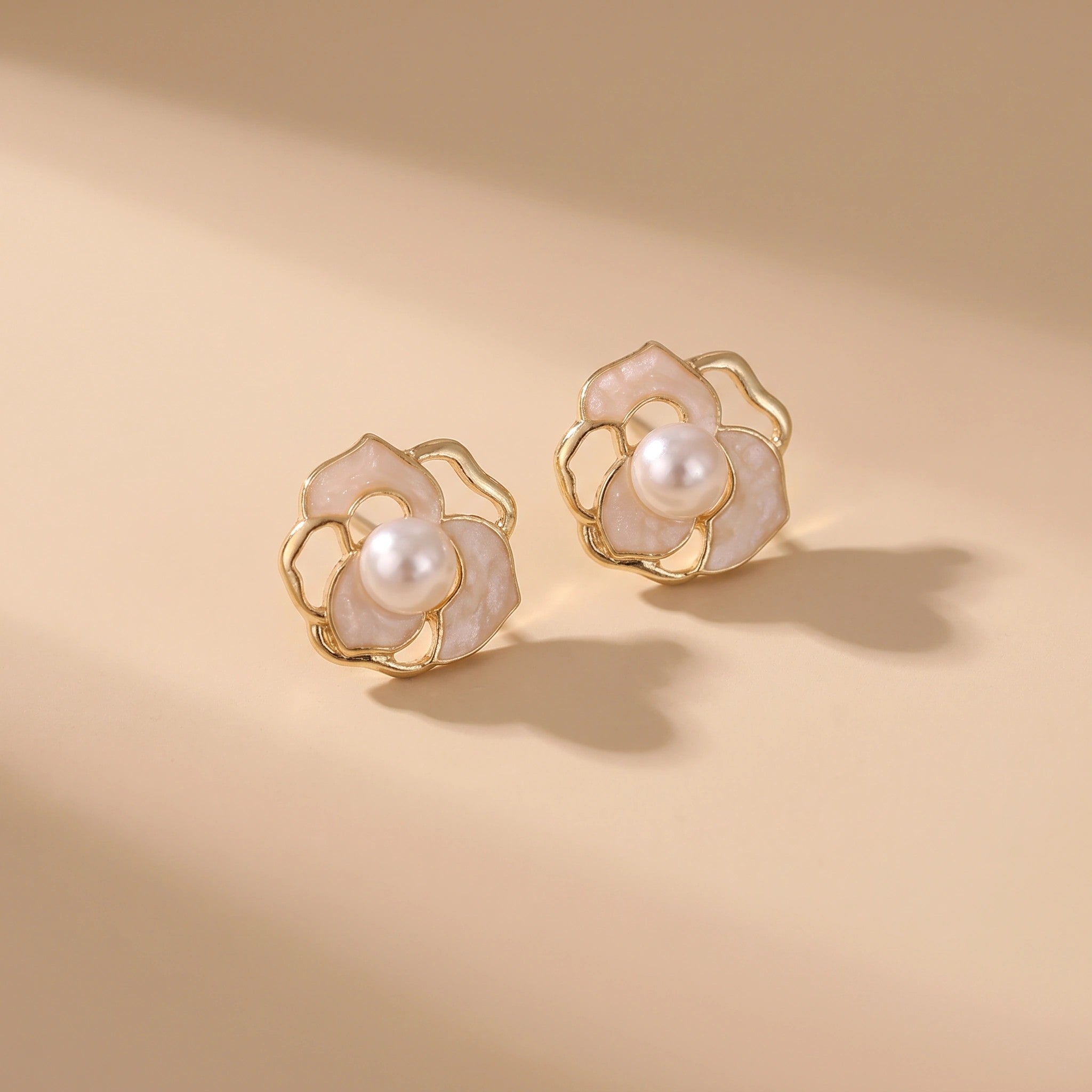 MYKI Pearl Petal Flower Korean Stud Earrings (MKERCH889CP-ANT)