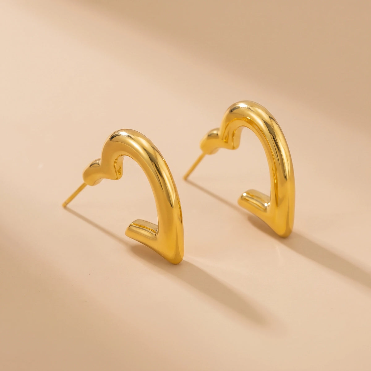 MYKI Gold Plated Modern Heart Anti-Tarnish Earrings (MKERCH958G-SSYI)